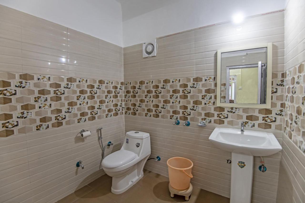 India Hotel - Lake View - Mall Road Найнитал Экстерьер фото